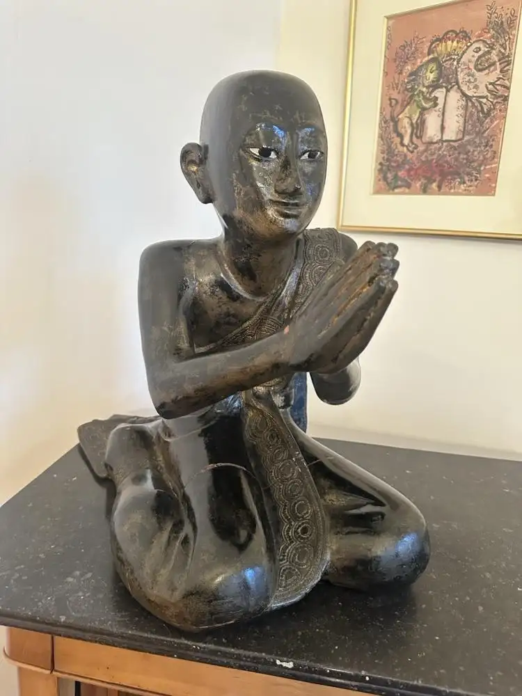 Statuette bouddha couch� bronze